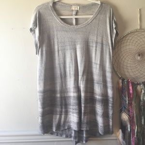 Grey Over-sized Tee!